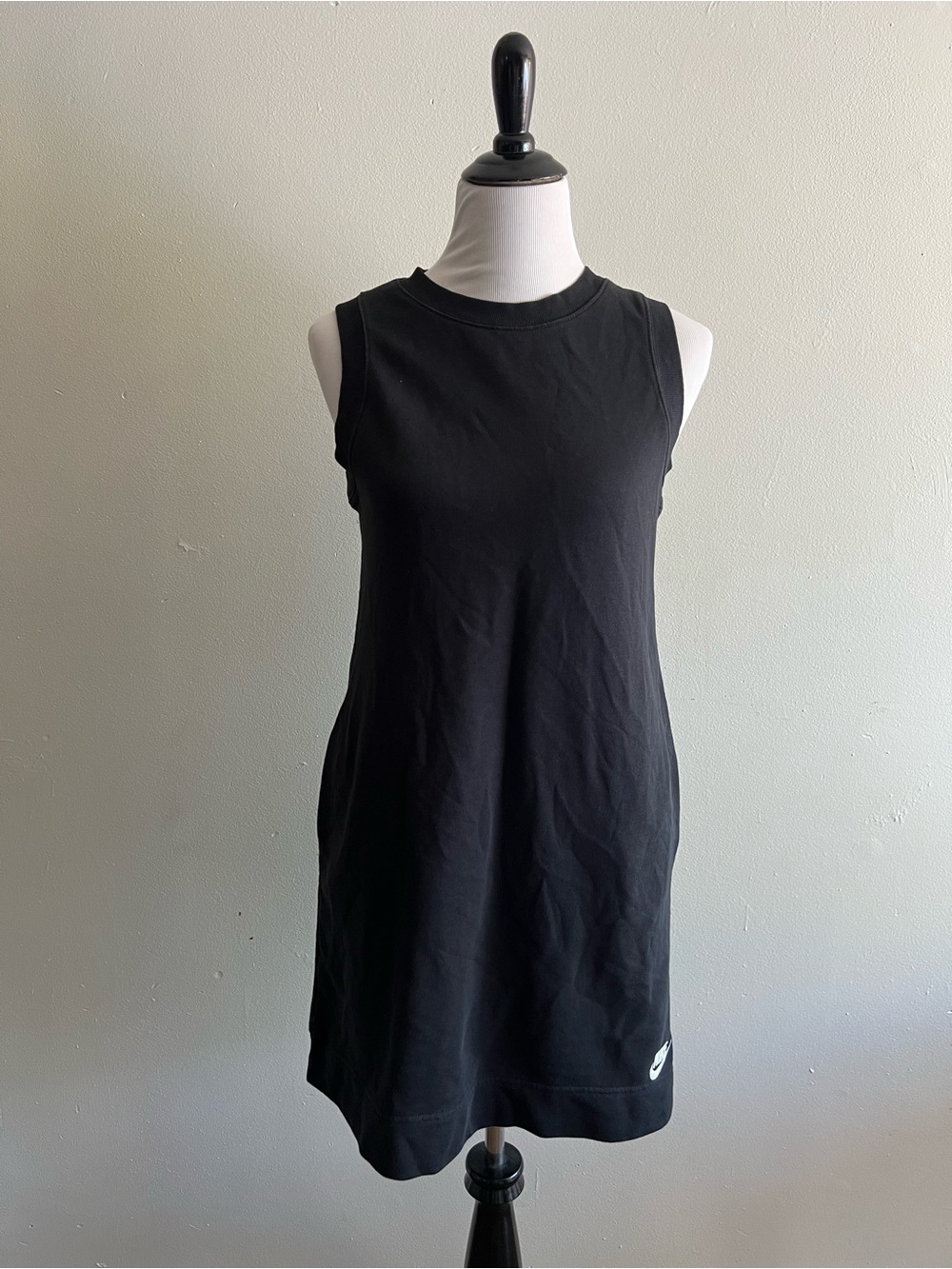 Nike Black Sleeveless Crewneck Shift Dress
